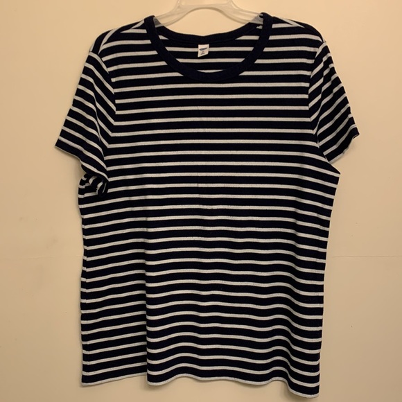 Old Navy Blue and white shirt - Picture 4 of 8